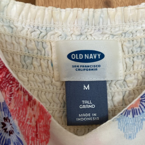 Old Navy Size Medium Floral Sundress - Picture 3 of 4